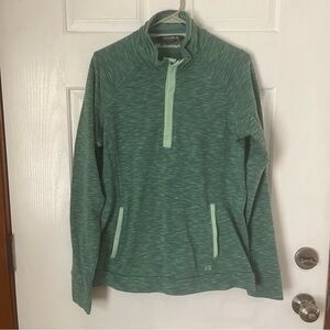 Avalanche Women’s green quarter zip jacket L